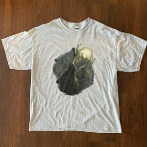 VINTAGE wolf shirt